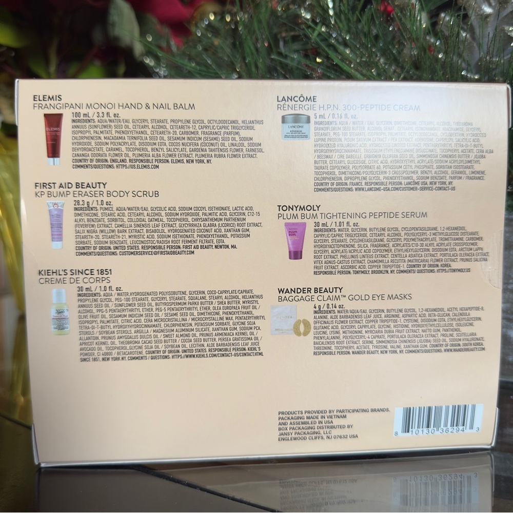 Spa Day Essentials Gift Set - Picture 2 of 2